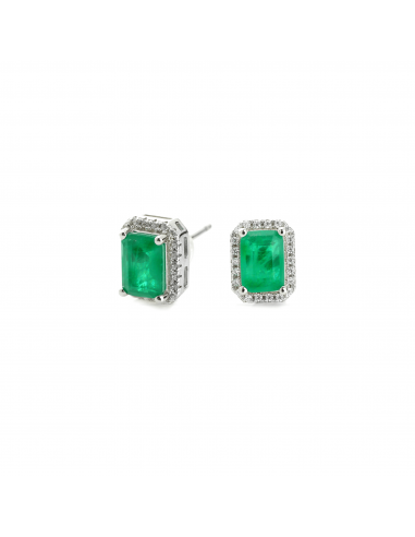 EM STUD EARRINGS ouvre sa boutique